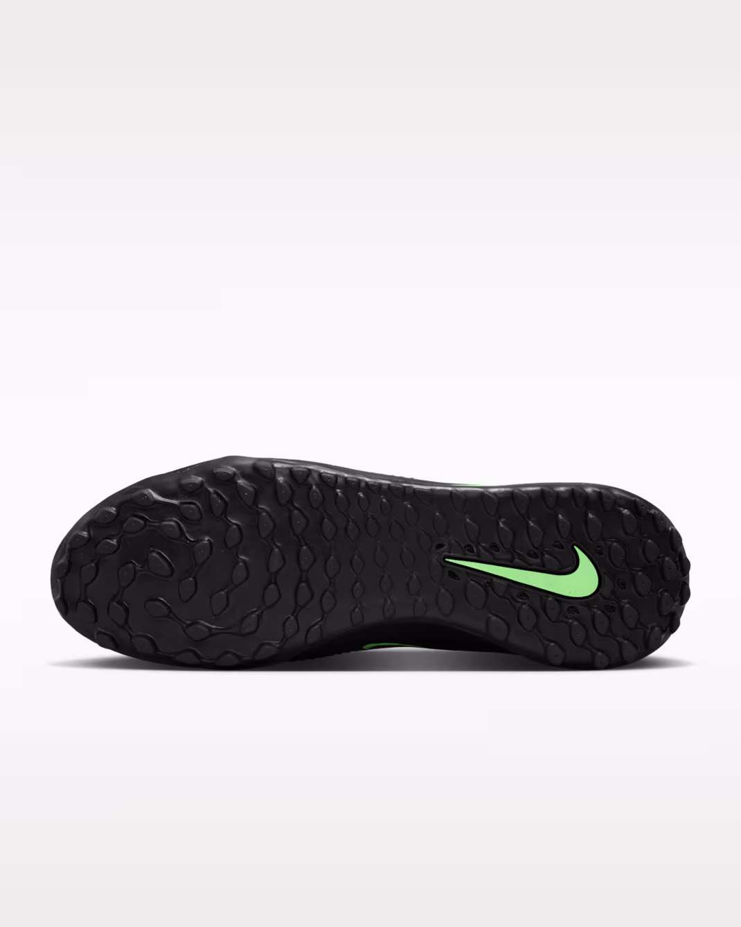 Nike Phantom 6 Low Academy - Image 2